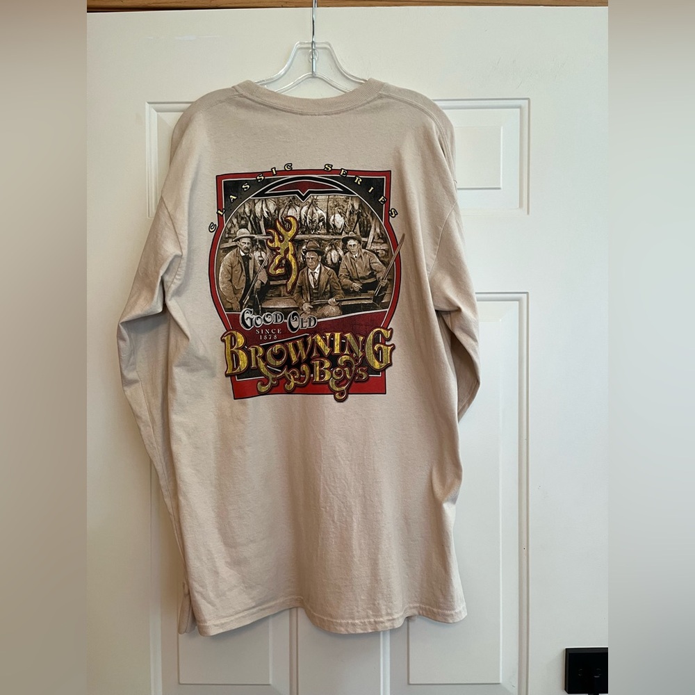 Men’s Browning long sleeve tan/beige graphic tee shirt. Size large
